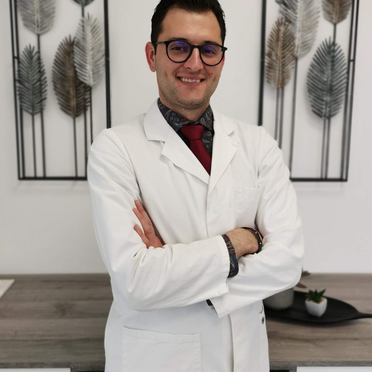 Dr. Jović - predstavitvevna slika